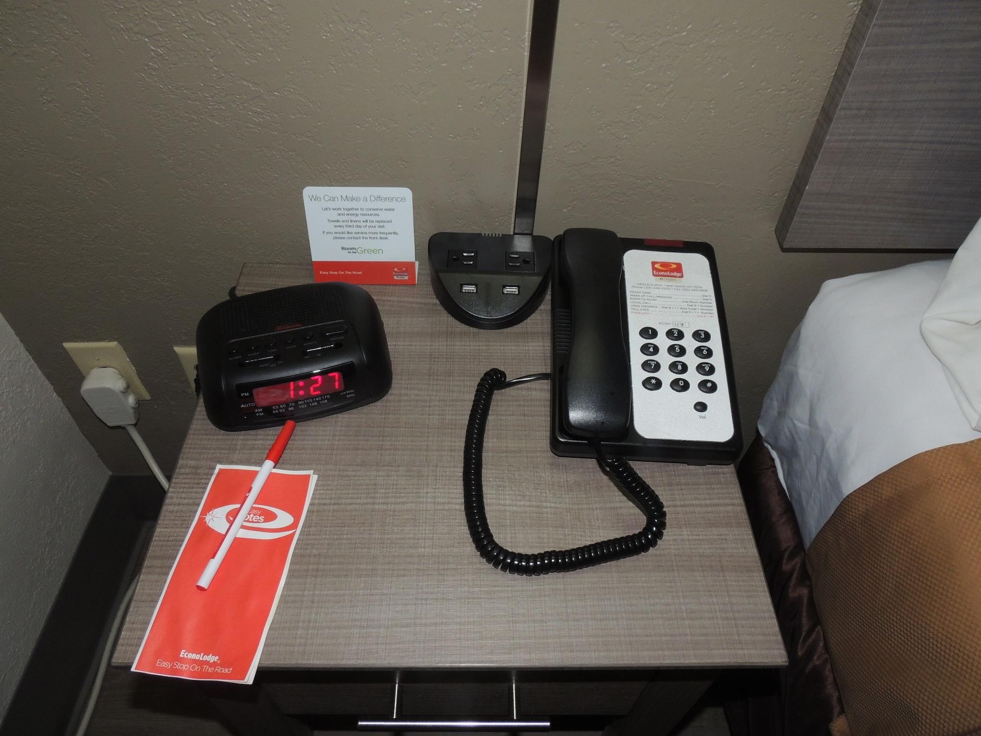 Econo Lodge Dewitt I-90 Kültér fotó