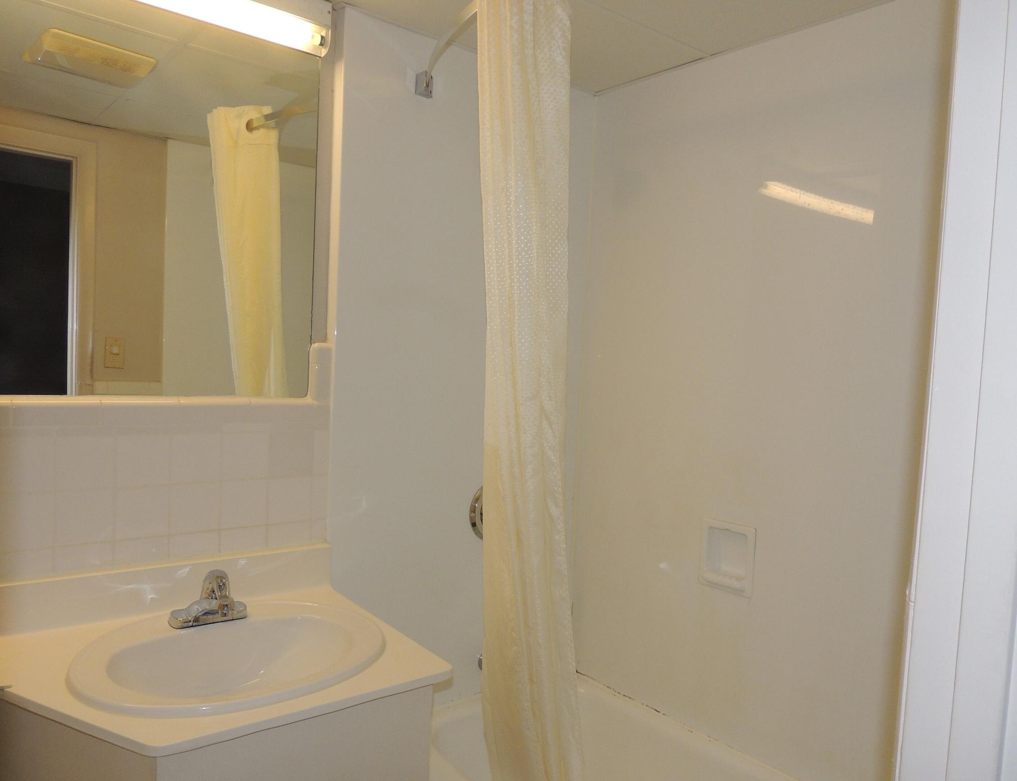 Econo Lodge Dewitt I-90 Kültér fotó