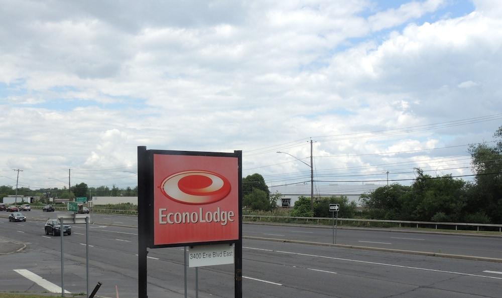 Econo Lodge Dewitt I-90 Kültér fotó