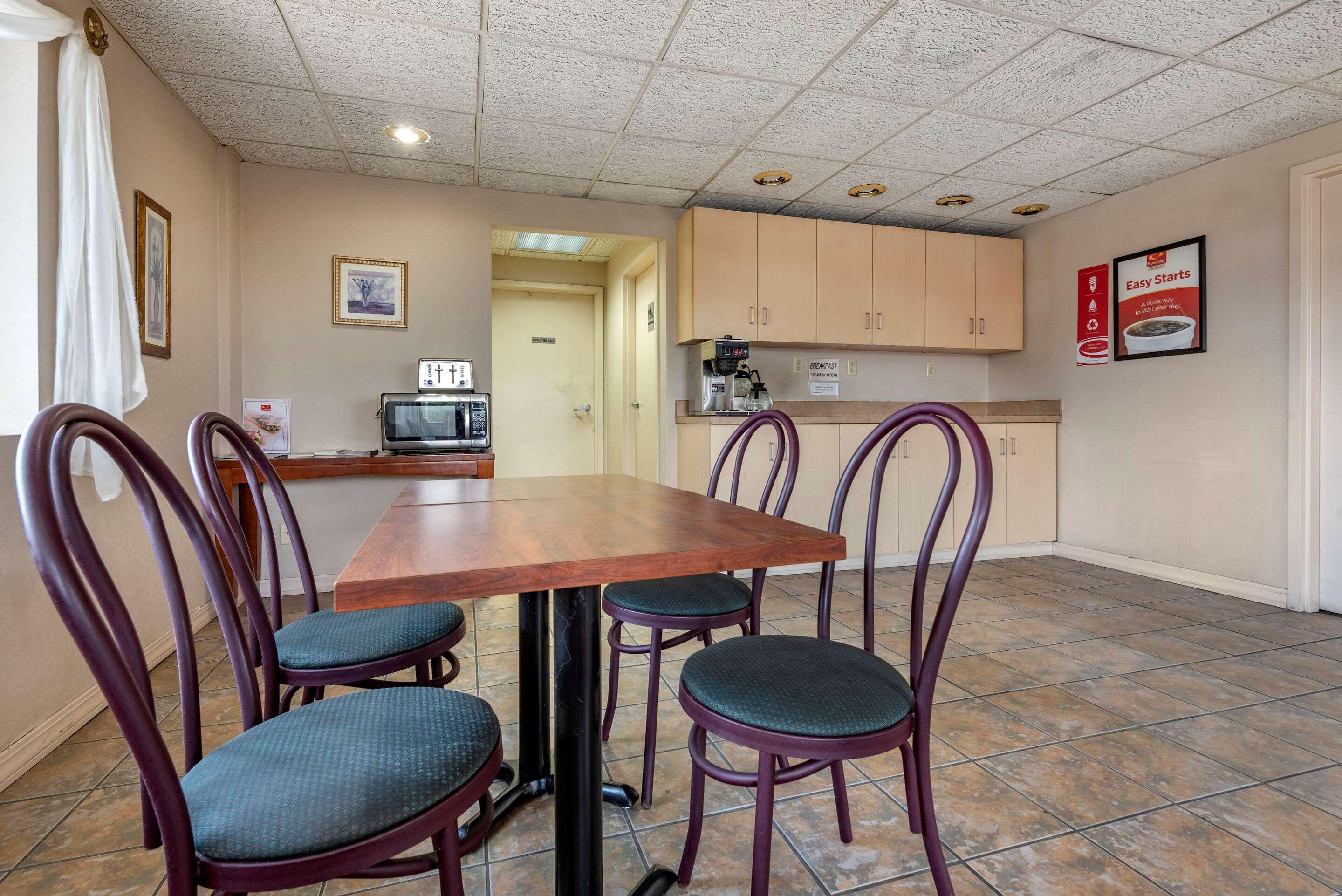 Econo Lodge Dewitt I-90 Kültér fotó